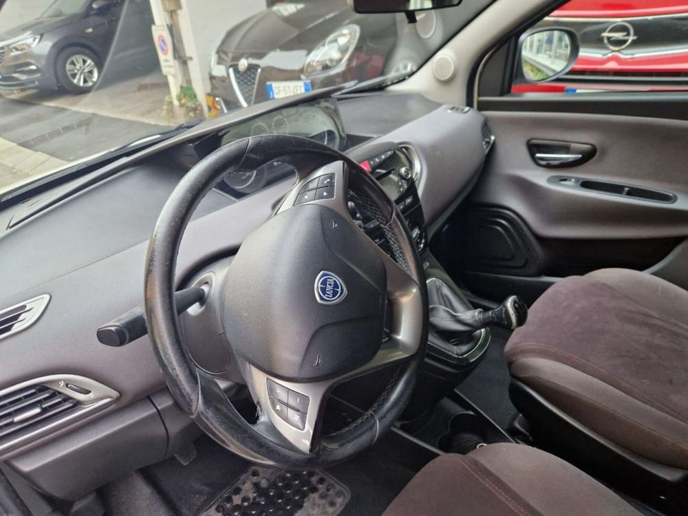 Lancia Ypsilon usata a Cuneo (7)