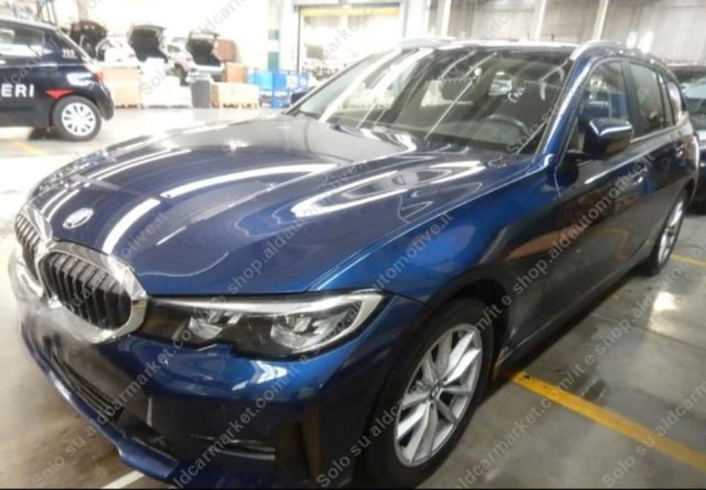 BMW Serie 3 Touring usata a Lecce