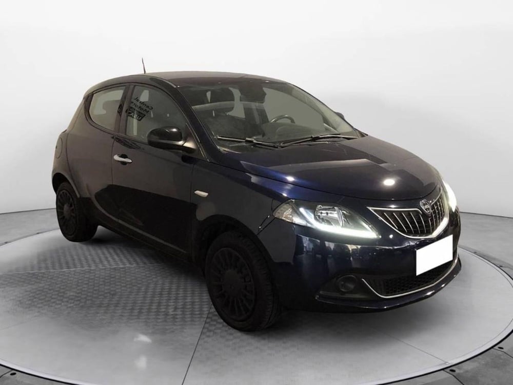 Lancia Ypsilon usata a Torino (3)