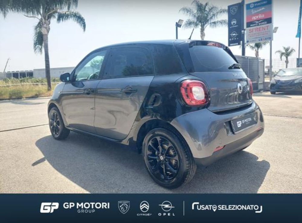 smart forfour usata a Caserta (9)