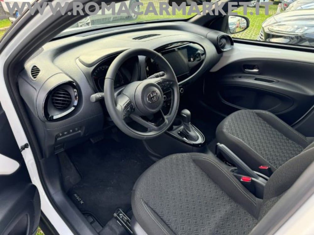 Toyota Aygo X nuova a Roma (14)