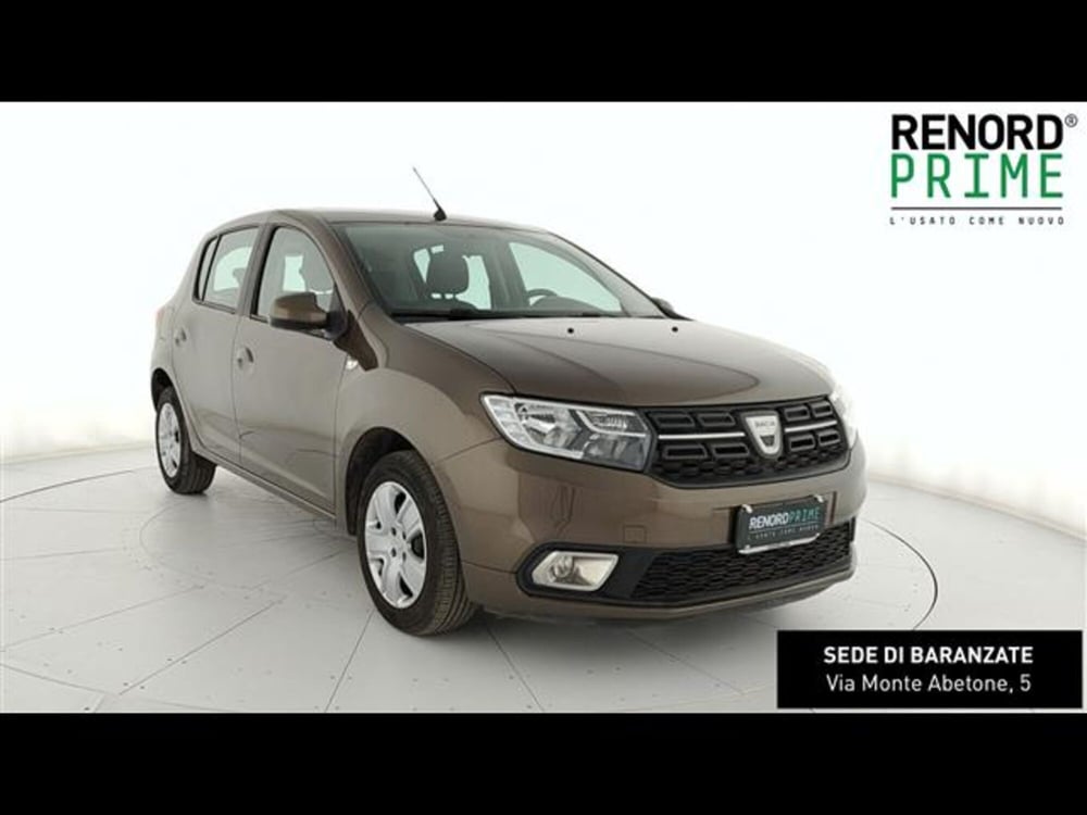 Dacia Sandero usata a Milano (6)