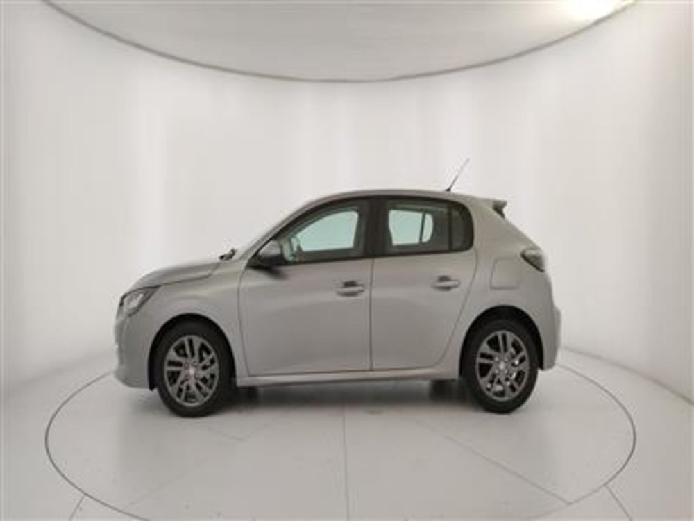 Peugeot 208 usata a Bari (3)