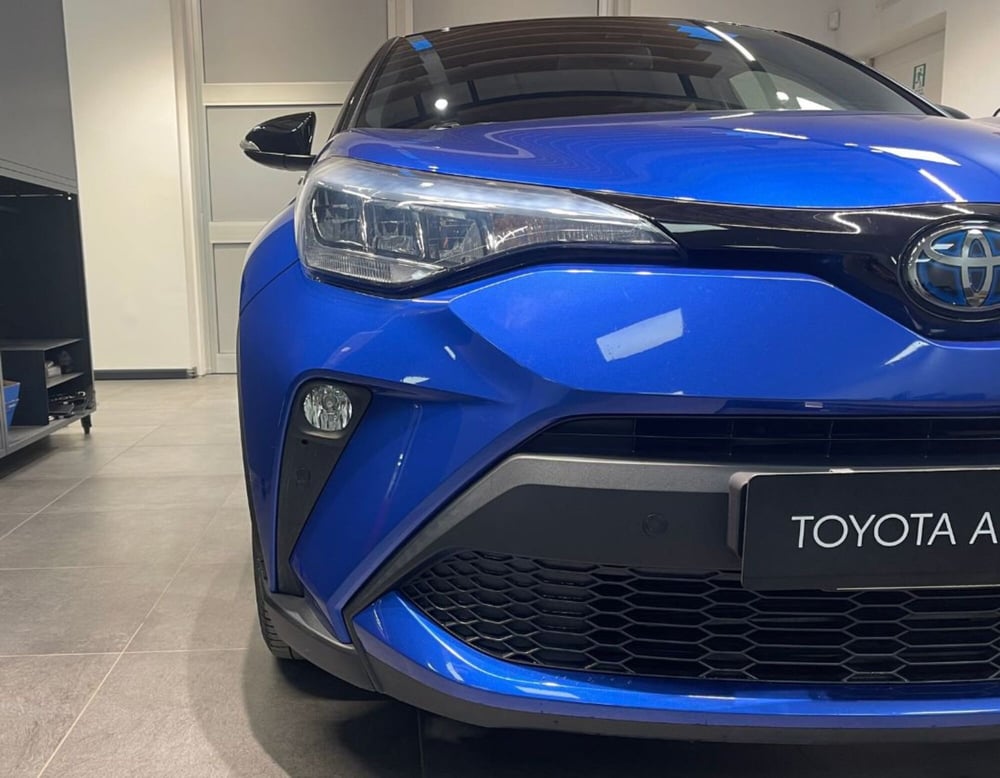 Toyota Toyota C-HR usata a Ferrara (15)