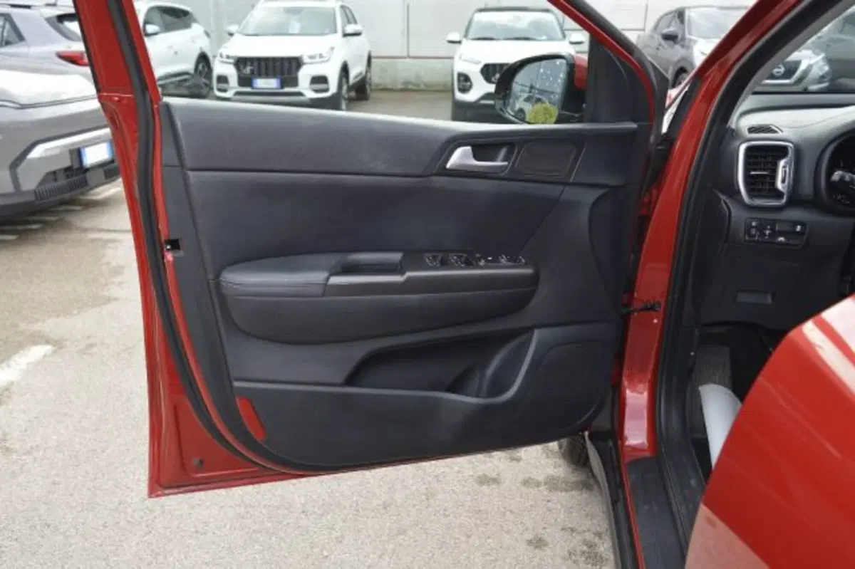 Kia Sportage usata a Latina (12)