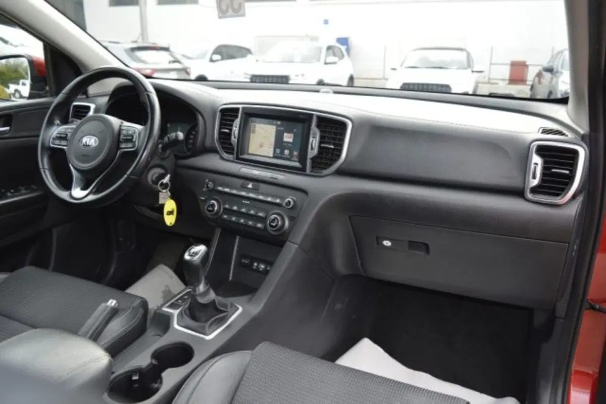 Kia Sportage usata a Latina (9)