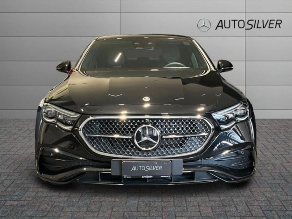 Mercedes-Benz Classe E nuova a Verona (2)