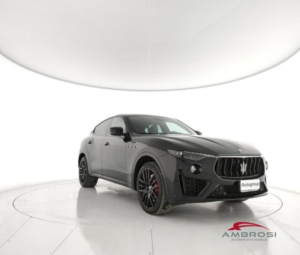 Maserati Levante usata a Perugia (2)