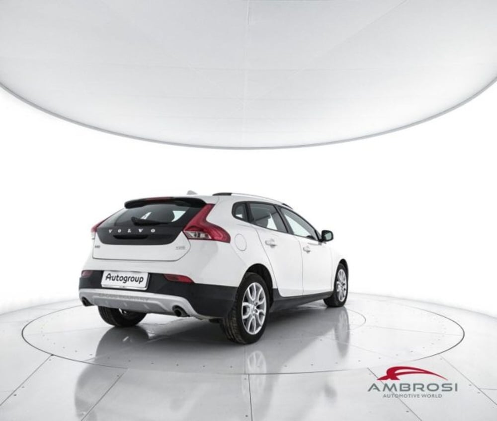 Volvo V40 Cross Country usata a Perugia (3)