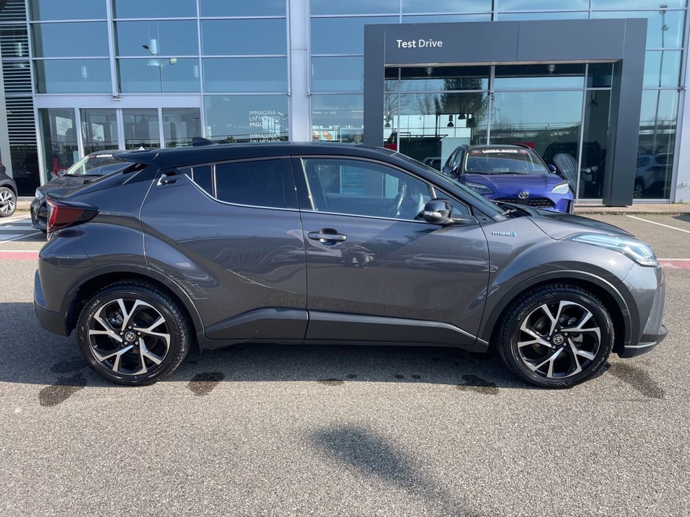 Toyota Toyota C-HR usata a Piacenza (8)