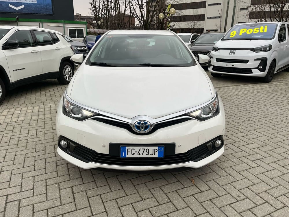 Toyota Auris usata a Milano (2)