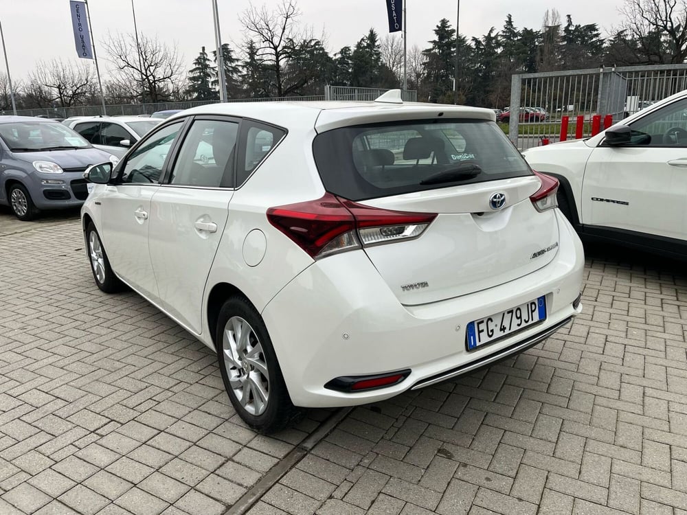 Toyota Auris usata a Milano (6)