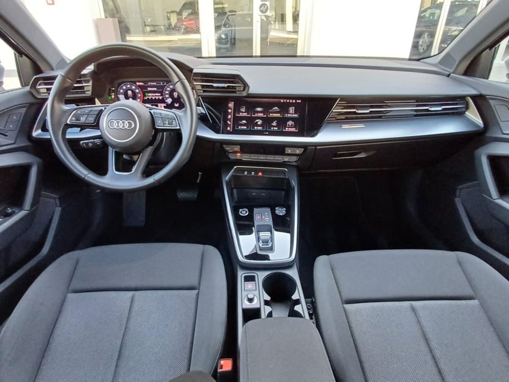 Audi A3 Sportback usata a Bari (8)