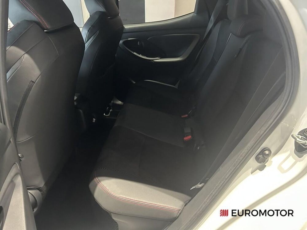 Toyota Yaris Cross usata a Bari (15)