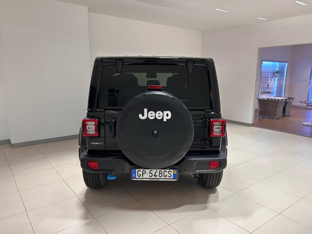 Jeep Wrangler Unlimited usata a Napoli (7)