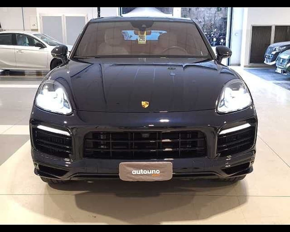 Porsche Cayenne usata a Napoli (2)