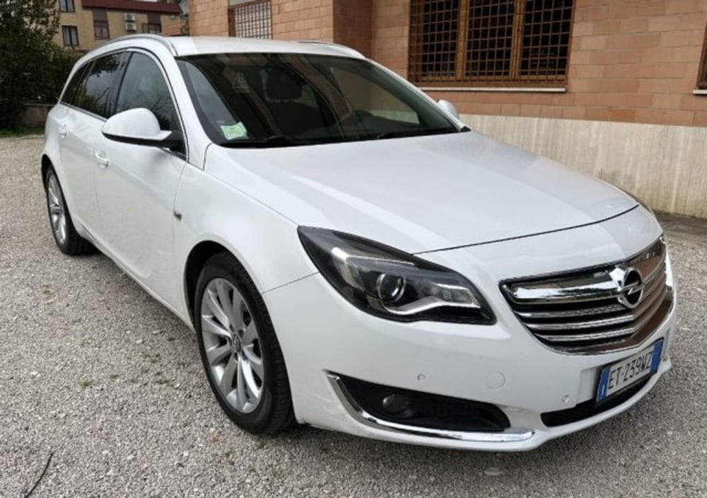 Opel Insignia Station Wagon usata a Roma (3)