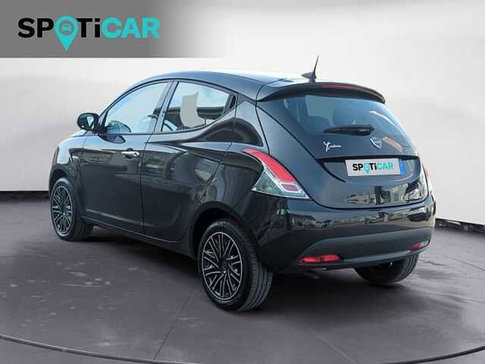 Lancia Ypsilon usata a Treviso (7)