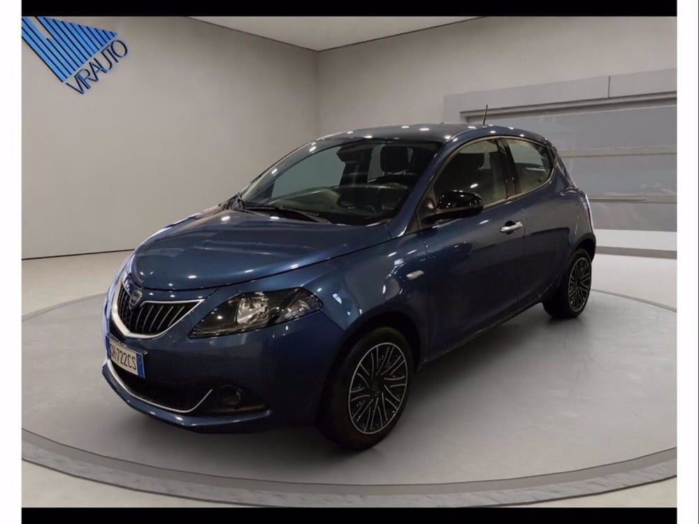 Lancia Ypsilon usata a Catania