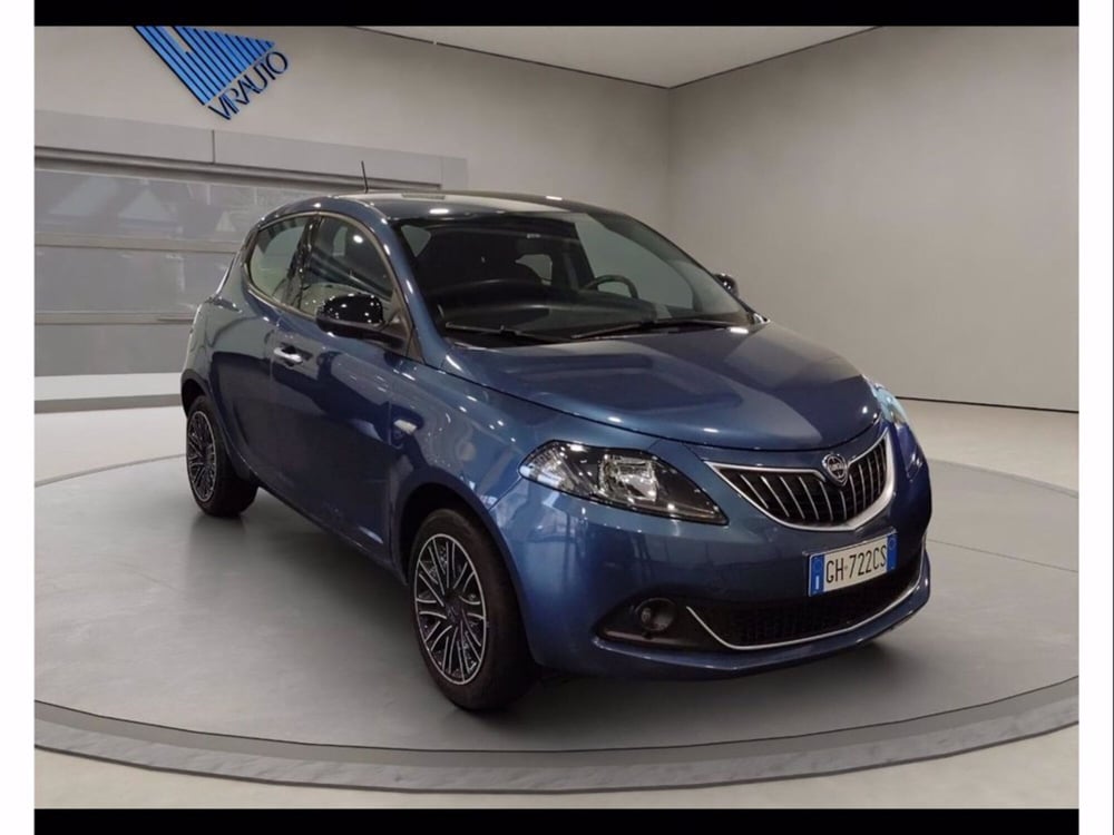 Lancia Ypsilon usata a Catania (11)