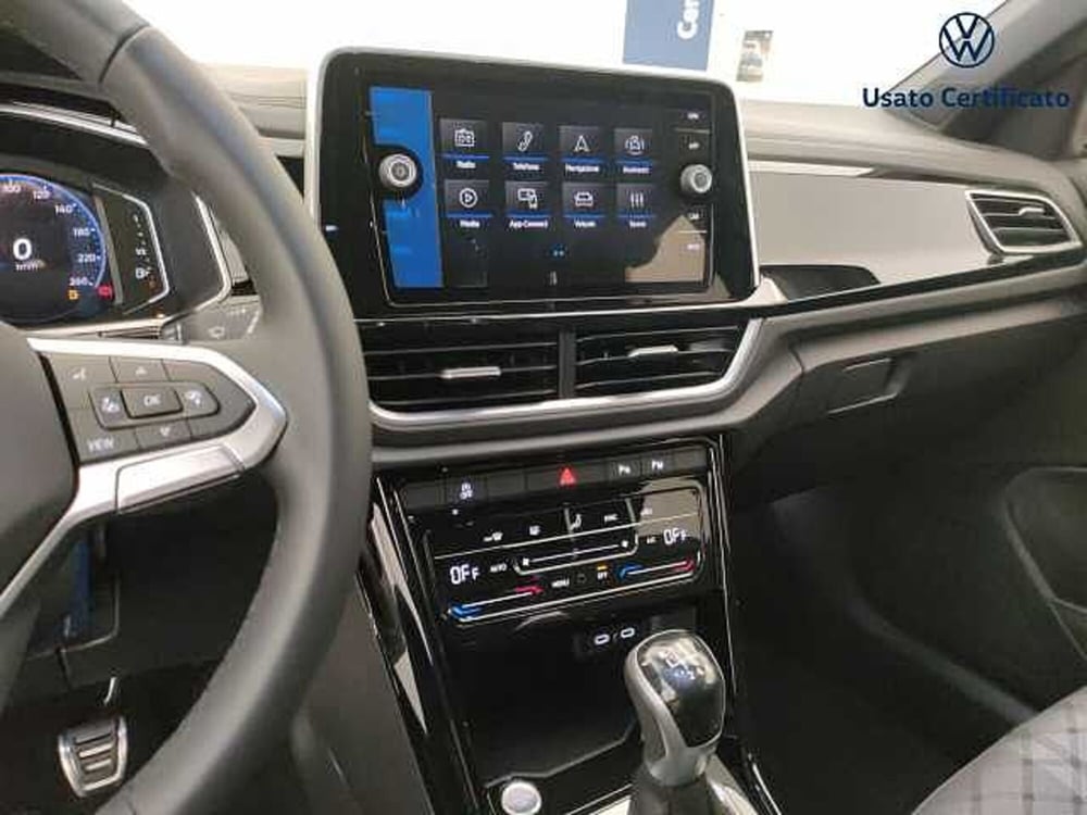 Volkswagen T-Roc nuova a Varese (13)