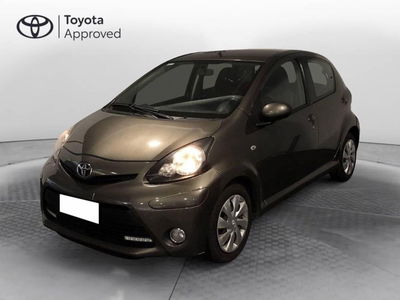 Toyota Aygo 1.0 12V VVT-i 5 porte Lounge Connect del 2012 usata a Torino
