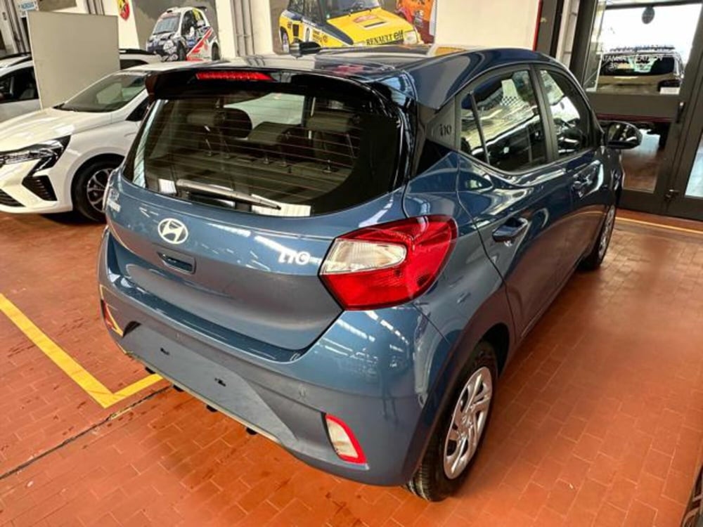 Hyundai i10 nuova a Milano (4)