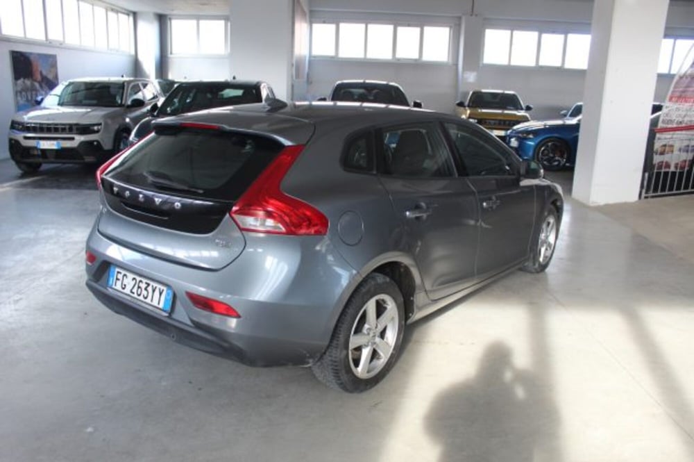 Volvo V40 usata a Terni (4)