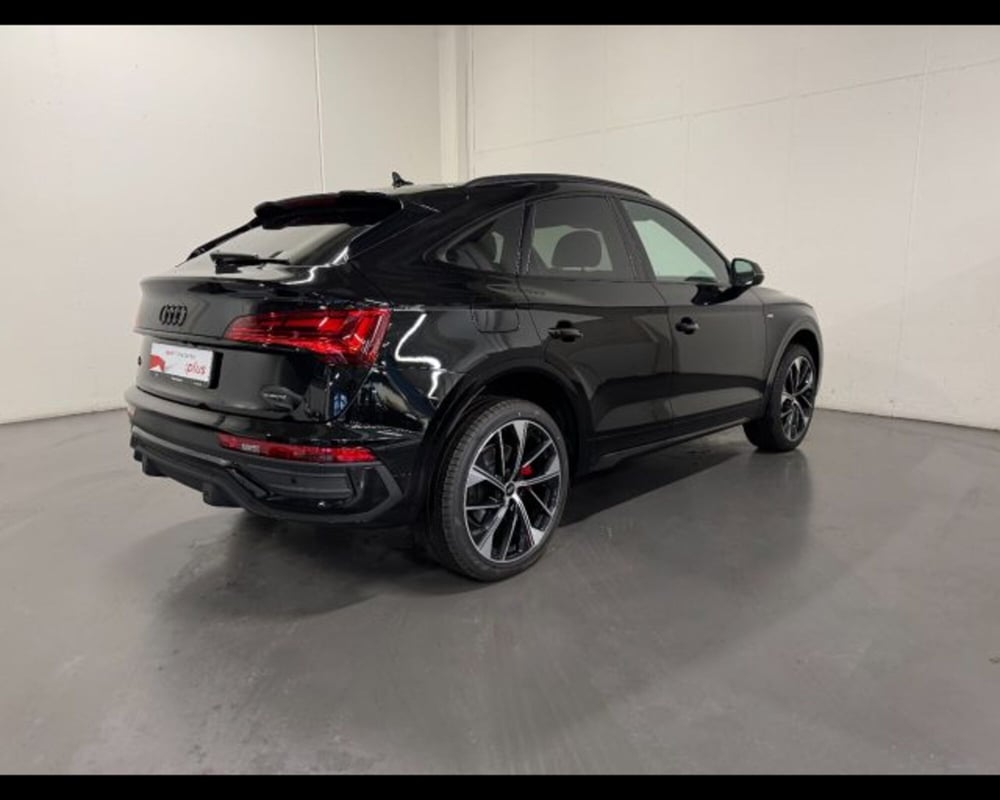 Audi Q5 Sportback nuova a Treviso (2)