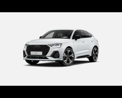 Audi Q3 Sportback 35 1.5 tfsi Identity Black nuova a Conegliano