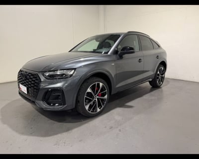 Audi Q5 Sportback 40 2.0 tdi mhev 12V Identity Black quattro s-tronic nuova a Conegliano