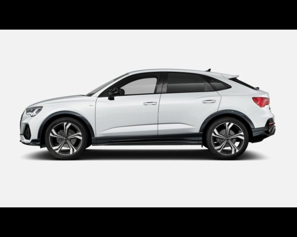 Audi Q3 Sportback nuova a Treviso (2)