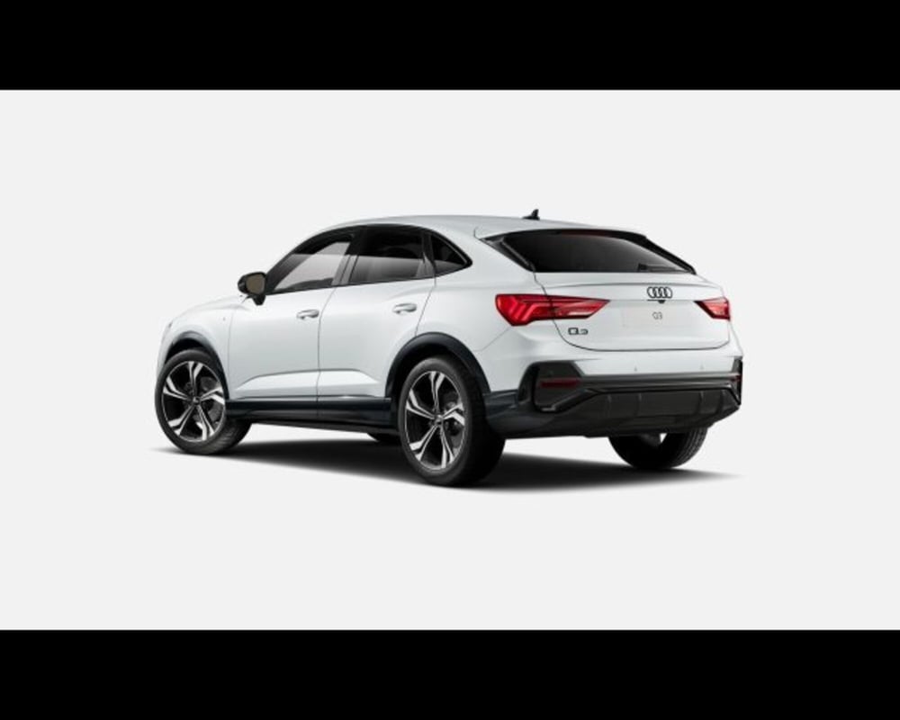 Audi Q3 Sportback nuova a Treviso (3)