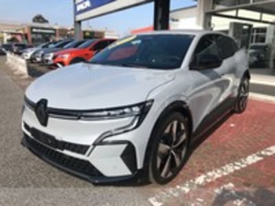 Renault Megane E-Tech Electric Techno EV60 220cv AC22 nuova a Pordenone