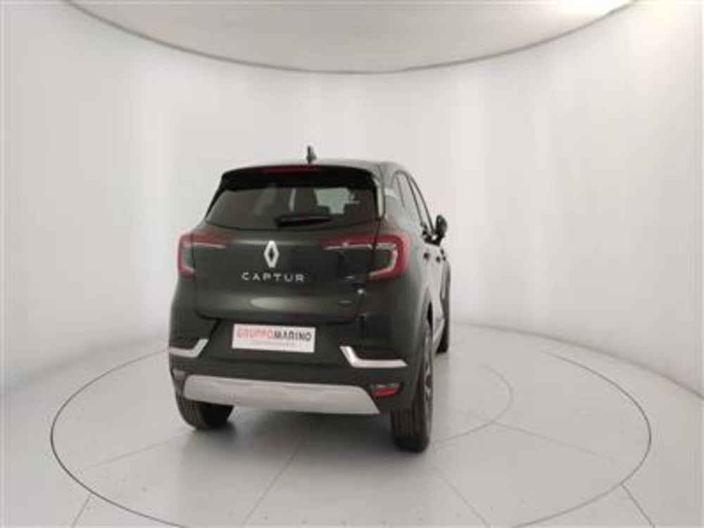 Renault Captur nuova a Bari (7)