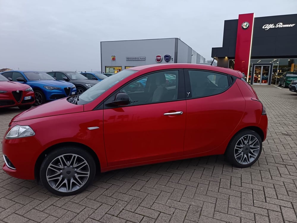 Lancia Ypsilon usata a Alessandria (7)