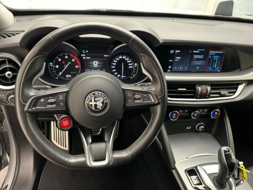 Alfa Romeo Stelvio usata a Cuneo (16)