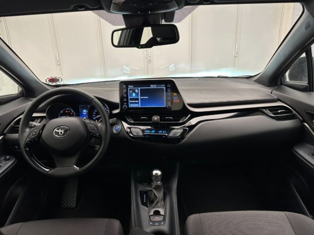 Toyota Toyota C-HR usata a Cuneo (12)