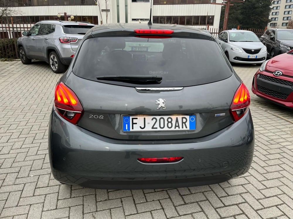 Peugeot 208 usata a Milano (8)