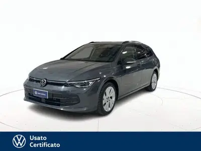 Volkswagen Golf Variant 2.0 tdi Life 150cv dsg del 2024 usata a Arzignano