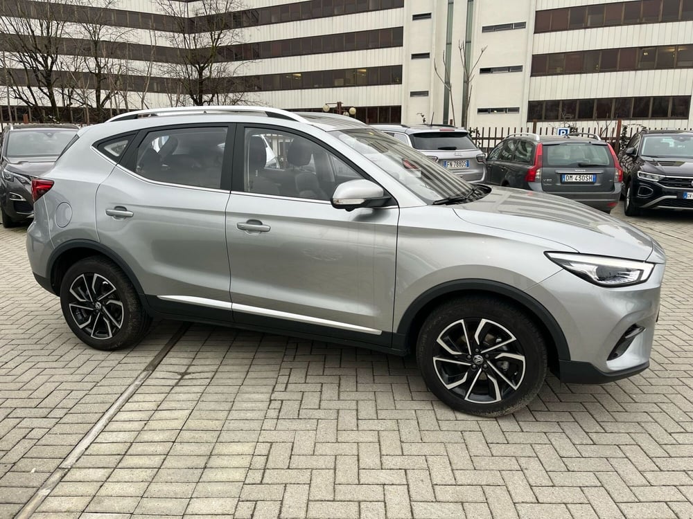 Mg ZS (2021-->) usata a Milano (5)