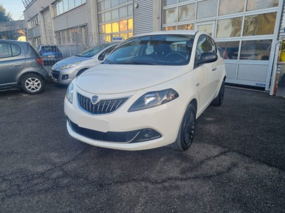 Lancia Ypsilon usata a Monza e Brianza (2)