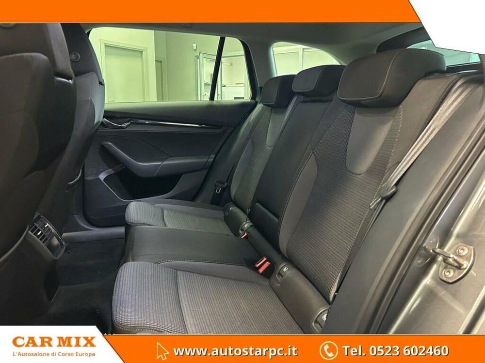 Skoda Superb Station Wagon usata a Piacenza (15)