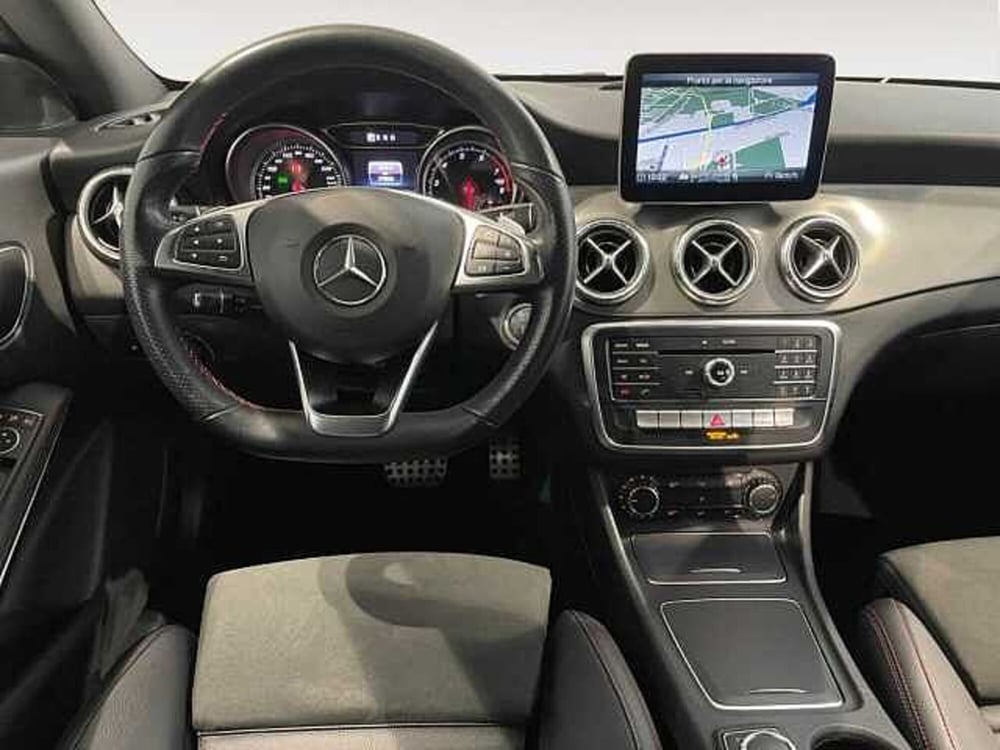 Mercedes-Benz CLA Shooting Brake usata a Ravenna (8)