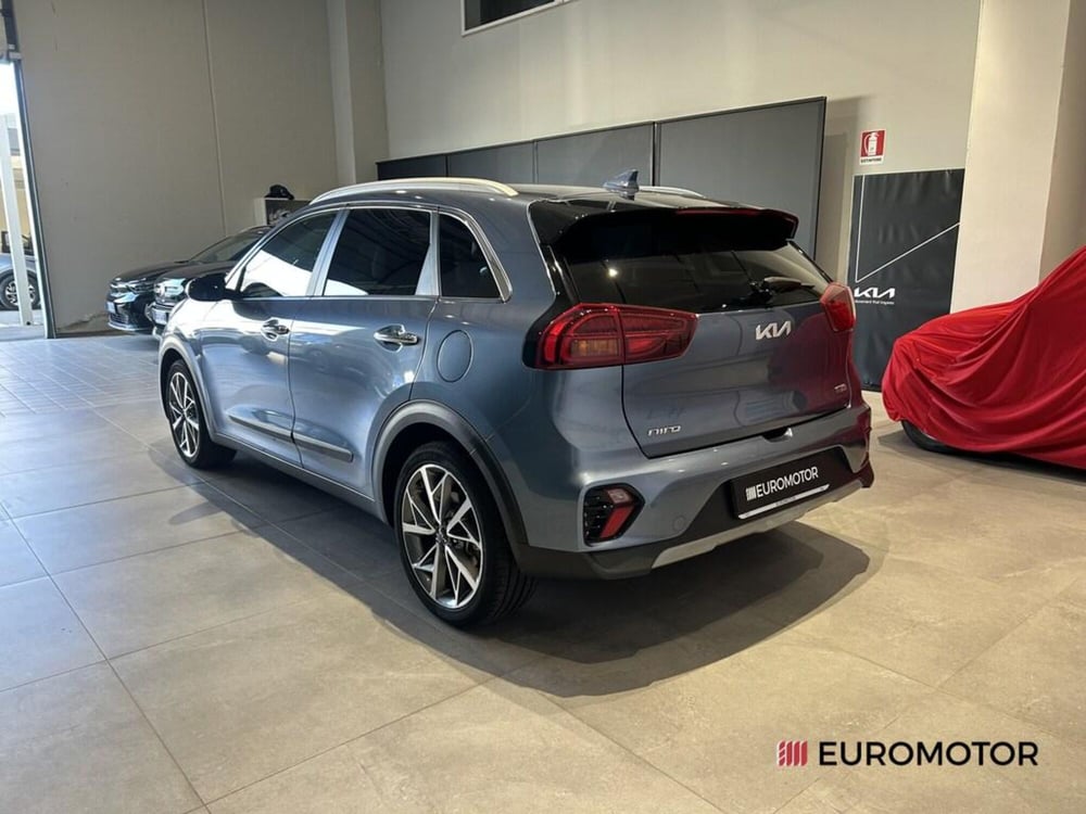 Kia Niro usata a Bari (7)