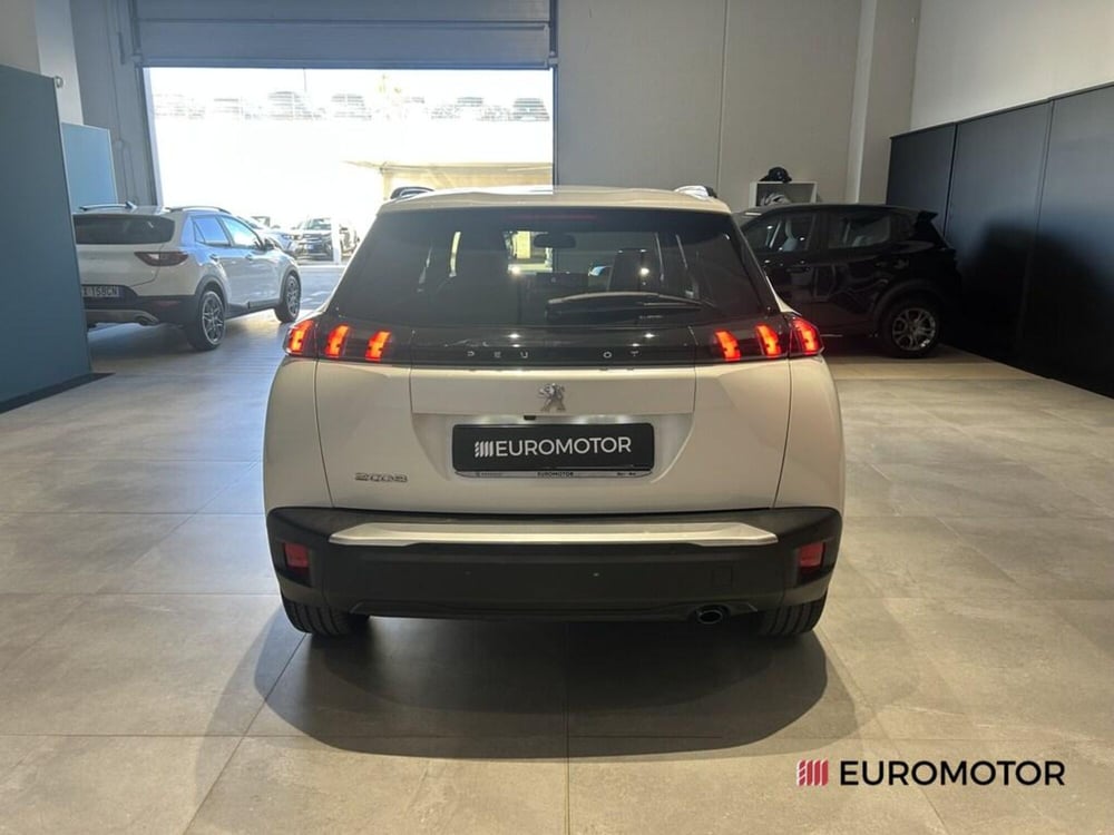 Peugeot 2008 usata a Bari (6)