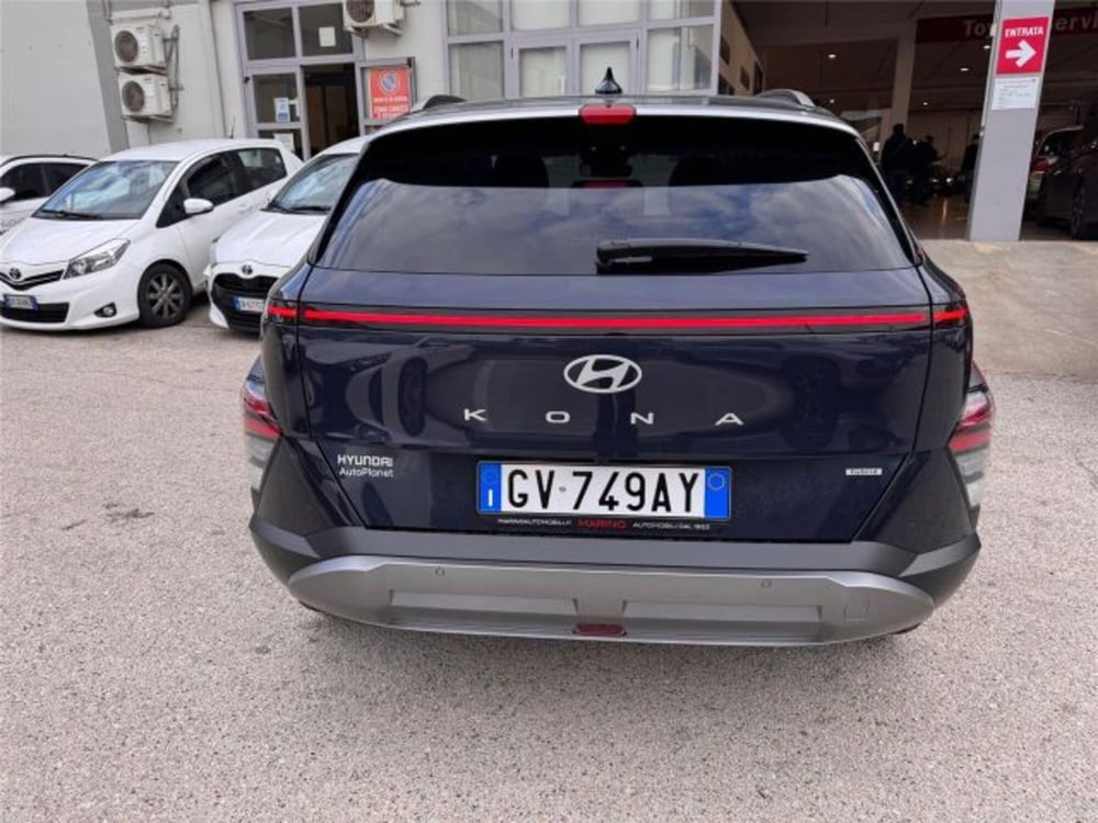 Hyundai Kona nuova a Bari (3)