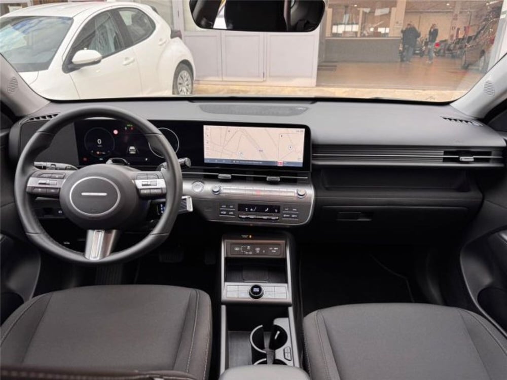 Hyundai Kona nuova a Bari (9)