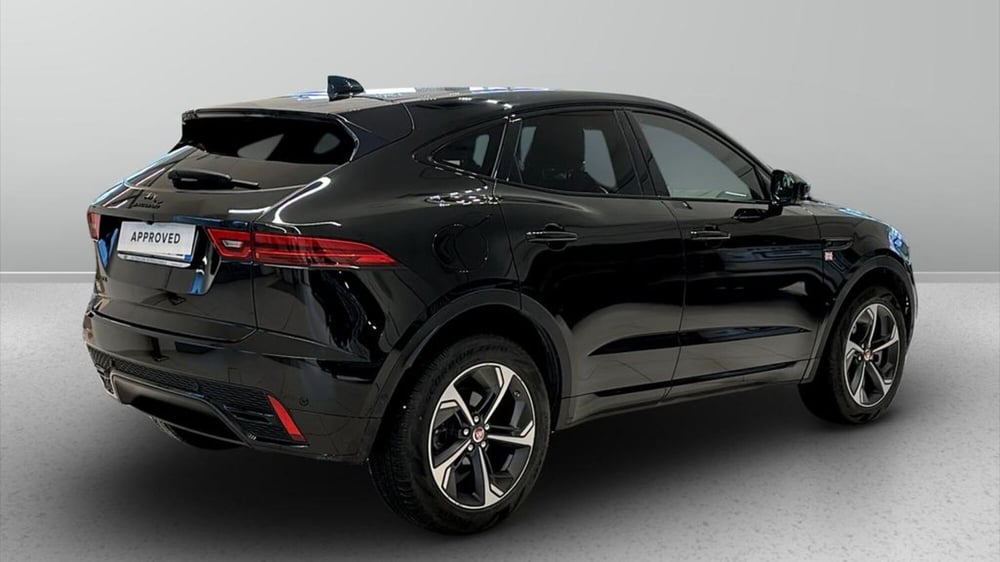 Jaguar E-Pace usata a Varese (4)