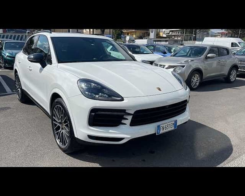 Porsche Cayenne usata a Napoli (7)